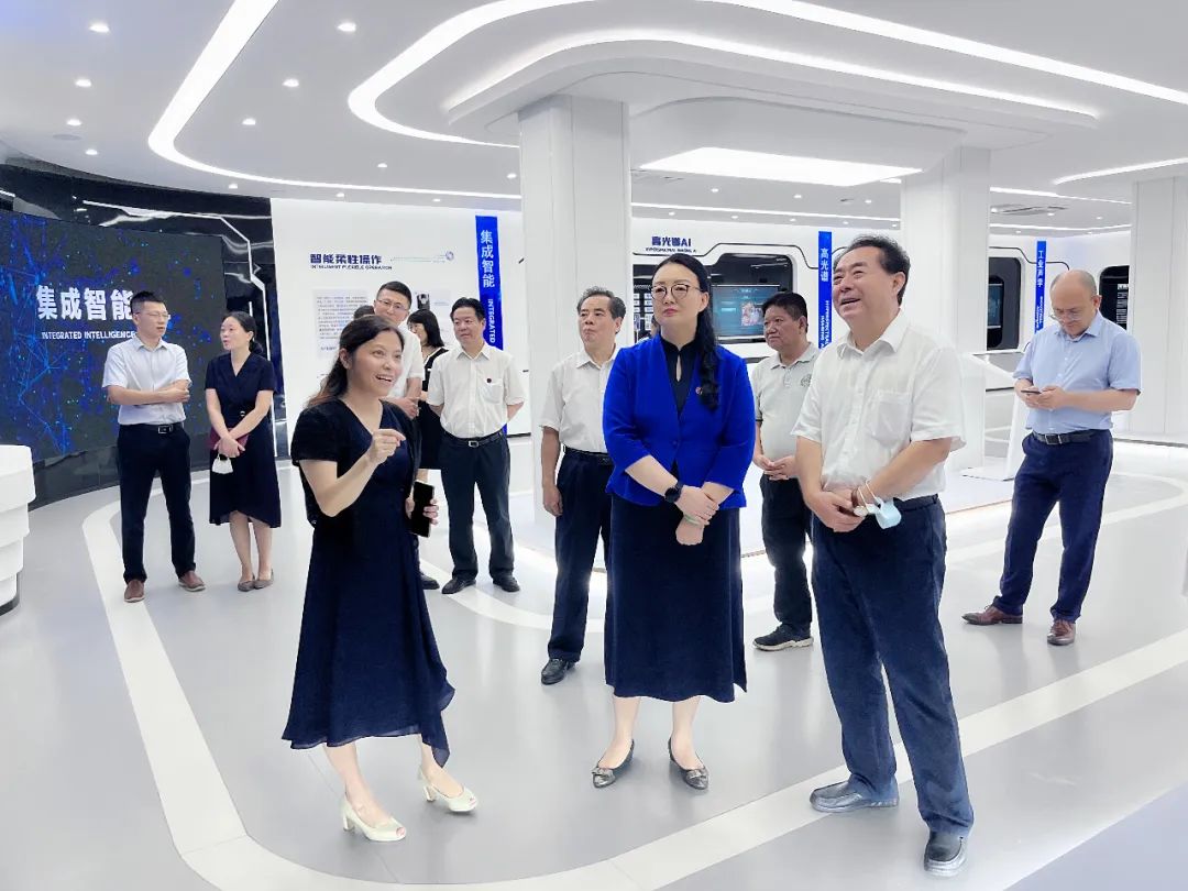 必发88网站集团党委书记、董事长白涛带队拜访广东省科学院