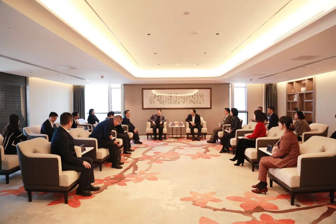 建设银行广东省分行党委书记、行长张伟煜一行到访必发88网站集团
